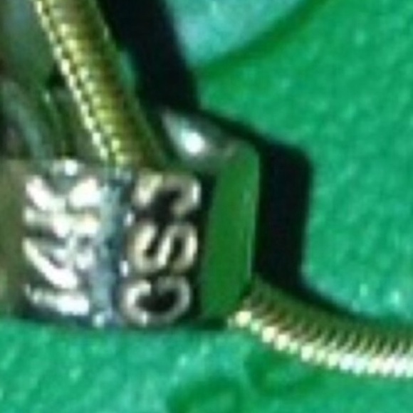 14k gold jade necklace. - Picture 7 of 9